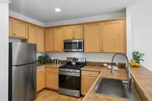 20750 Viewpoint Rd, West Linn, OR 97068 - Photo 16