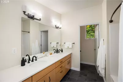 9342 NW Skyline Blvd, Portland, OR 97231 - Photo 32
