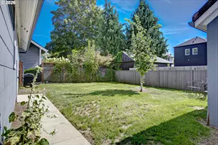 3914 NE Laddington Ct, Portland, OR 97232 - Photo 44