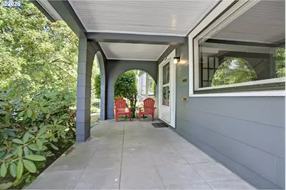 3914 NE Laddington Ct, Portland, OR 97232 - Photo 4