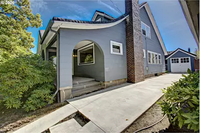 3914 NE Laddington Ct, Portland, OR 97232 - Photo 2