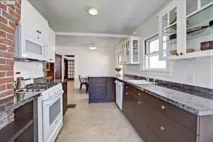 3914 NE Laddington Ct, Portland, OR 97232 - Photo 28