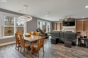 680 NW 11th Ave, Canby, OR 97013 - Photo 32