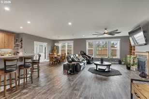 680 NW 11th Ave, Canby, OR 97013 - Photo 14