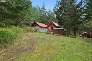 565 Canyon Rd, Lyle, WA 98635 - Photo 2
