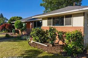 10826 NE Oregon St, Portland, OR 97220 - Photo 2