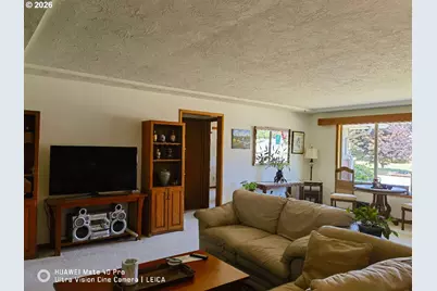 10826 NE Oregon St, Portland, OR 97220 - Photo 12