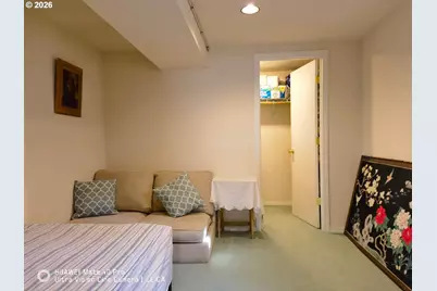 10826 NE Oregon St, Portland, OR 97220 - Photo 38