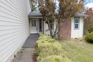 2753 Heather Way, Forest Grove, OR 97116 - Photo 8