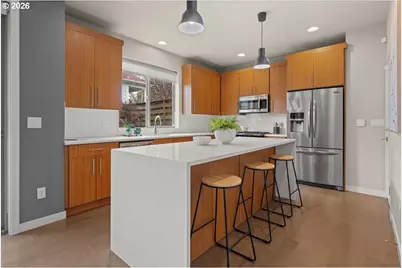 37 NE Skidmore St, Portland, OR 97211 - Photo 6
