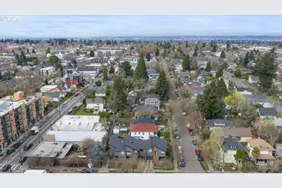 37 NE Skidmore St, Portland, OR 97211 - Photo 42