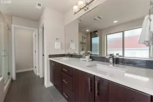 37 NE Skidmore St, Portland, OR 97211 - Photo 28