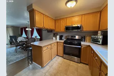 270 SE Wildwood Way, Myrtle Creek, OR 97457 - Photo 8