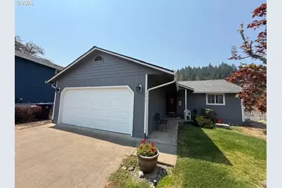 270 SE Wildwood Way, Myrtle Creek, OR 97457 - Photo 2