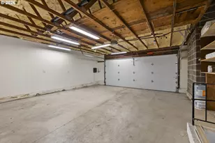 11885 NW Marylee Ct, Portland, OR 97229 - Photo 38