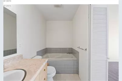 285 Waldorf Pl, Astoria, OR 97103 - Photo 16