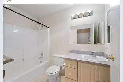 285 Waldorf Pl, Astoria, OR 97103 - Photo 36