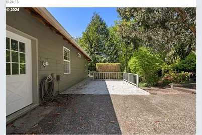 285 Waldorf Pl, Astoria, OR 97103 - Photo 44