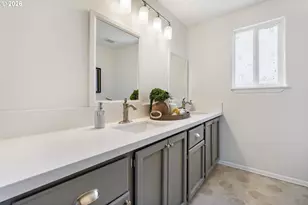 8885 SW 76th Pl, Portland, OR 97223 - Photo 26