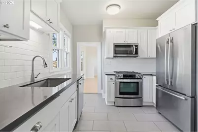 25 SE 76th Ave, Portland, OR 97215 - Photo 20