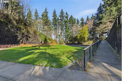 25 SE 76th Ave, Portland, OR 97215 - Photo 36