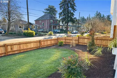 4445 NE 36th Ave, Portland, OR 97211 - Photo 4