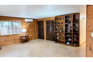 94474 Riley Creek Way, Gold Beach, OR 97444 - Photo 14