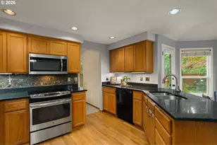 14821 SW Kenton Dr, Portland, OR 97224 - Photo 14
