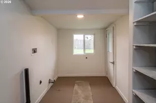 139 R St, Riddle, OR 97469 - Photo 24