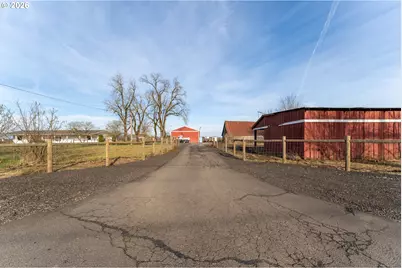 10001 SE Amity-Dayton Hwy, McMinnville, OR 97128 - Photo 34