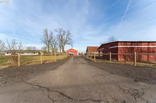 10001 SE Amity Dayton Hwy, McMinnville, OR 97128 - Photo 34