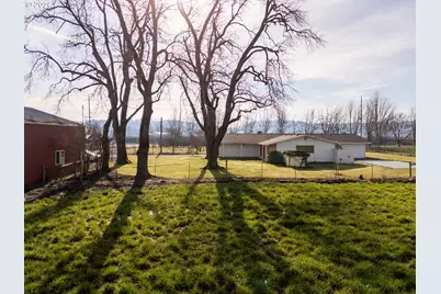 10001 SE Amity-Dayton Hwy, McMinnville, OR 97128 - Photo 38