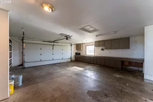 10001 SE Amity Dayton Hwy, McMinnville, OR 97128 - Photo 20