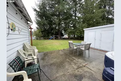 1575 N Hemlock St, Coquille, OR 97423 - Photo 36