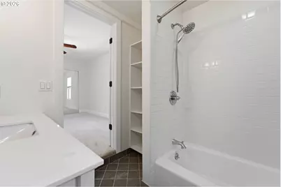 73 NE Hancock St, Portland, OR 97212 - Photo 18