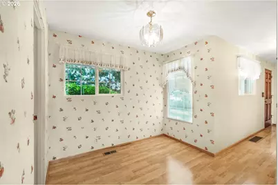 2225 W 28th Ave, Eugene, OR 97405 - Photo 12