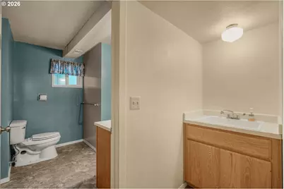 2225 W 28th Ave, Eugene, OR 97405 - Photo 30