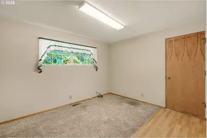 2225 W 28th Ave, Eugene, OR 97405 - Photo 20
