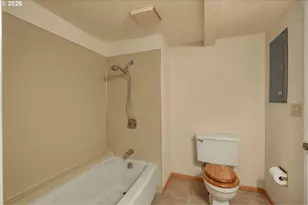 2225 W 28th Ave, Eugene, OR 97405 - Photo 26