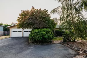 2504 NW 100th St, Vancouver, WA 98685 - Photo 2