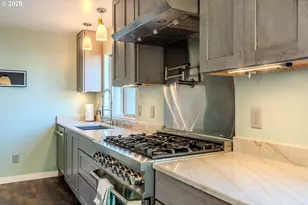 1441 SW 23rd Ct, Gresham, OR 97080 - Photo 12