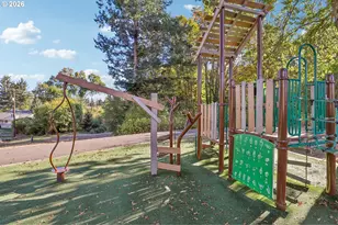 9745 SW Inglewood Ct, Portland, OR 97225 - Photo 44