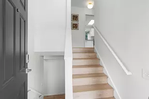 2043 Canemah St, West Linn, OR 97068 - Photo 2