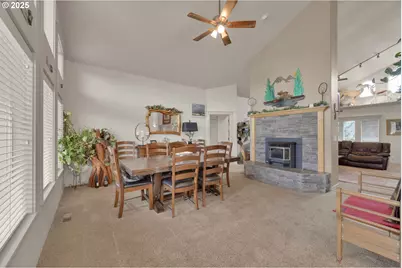 91375 Marcola Rd, Springfield, OR 97478 - Photo 10