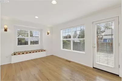 13617 NE Glendoveer Ct, Portland, OR 97230 - Photo 20