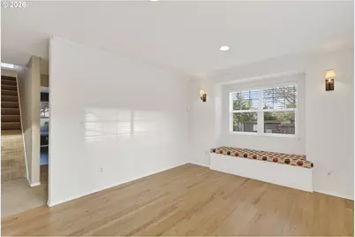 13617 NE Glendoveer Ct, Portland, OR 97230 - Photo 18