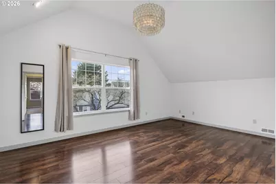 13617 NE Glendoveer Ct, Portland, OR 97230 - Photo 8