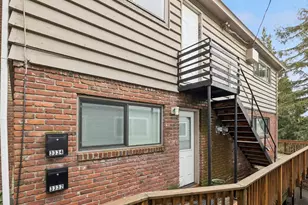 3332 SE 9th Ave, Portland, OR 97202 - Photo 2