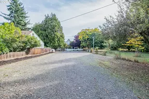 209 Templeton St, Brownsville, OR 97327 - Photo 40