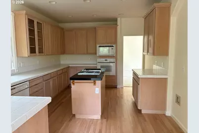 1924 NW Norfolk Ct, Portland, OR 97229 - Photo 10